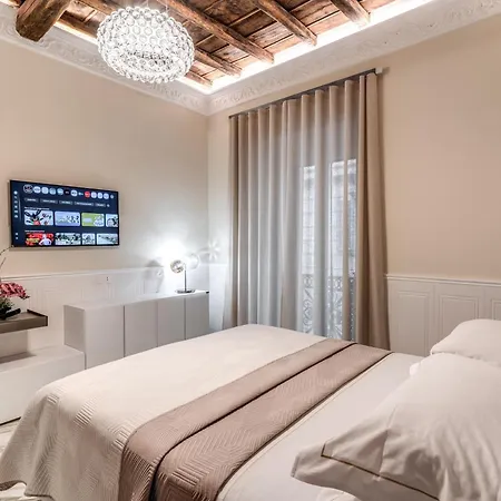 Spanish Steps Oasis בית הארחה 4*