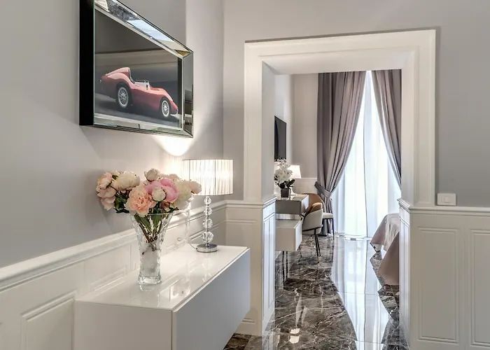 Spanish Steps Oasis Affittacamere 4*