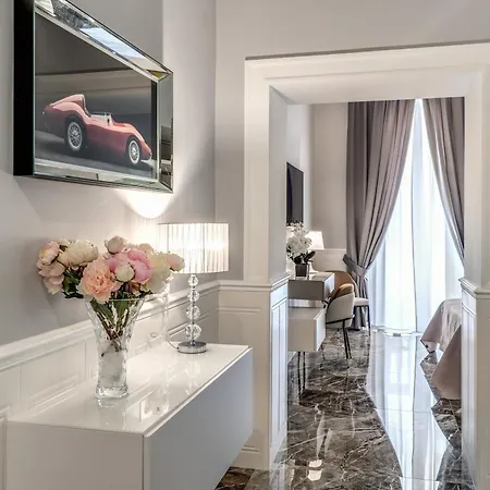 Spanish Steps Oasis Pensjonat 4*