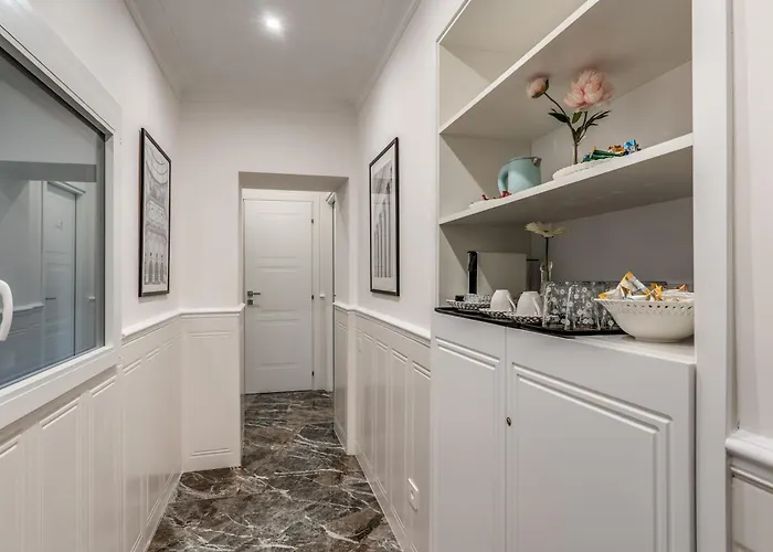 Vendégház Spanish Steps Oasis 4*