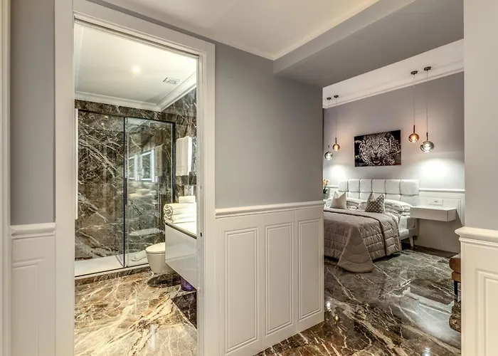 Spanish Steps Oasis Vendégház