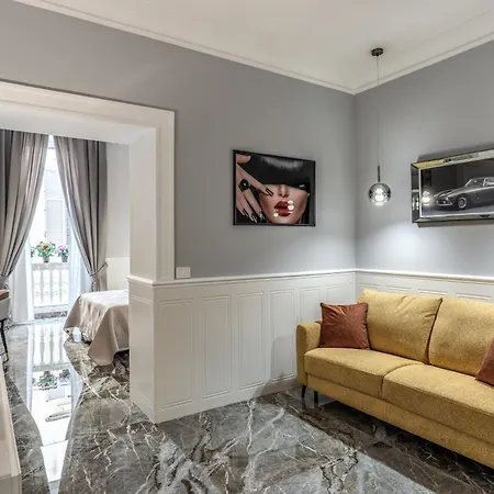 Spanish Steps Oasis 4*