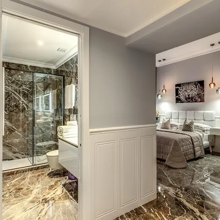 Spanish Steps Oasis Guest house